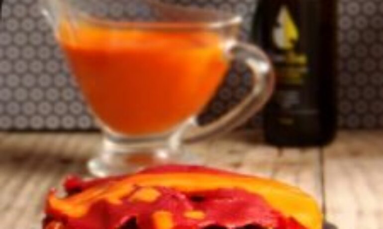 Timbal de sobrasada con vinagreta de piquillos