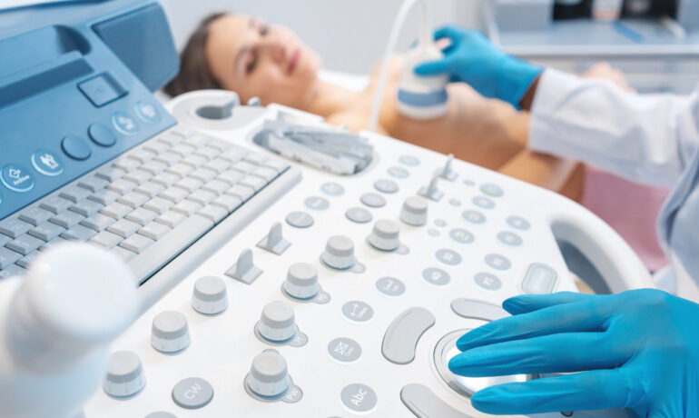 Francisca Gómez Molina, especializada en Obstetricia y Ginecología